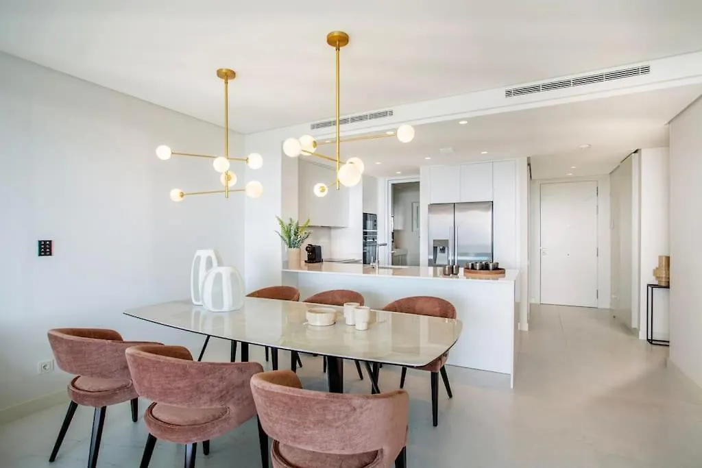 Luxury Apartment With Jacuzzi Marbella