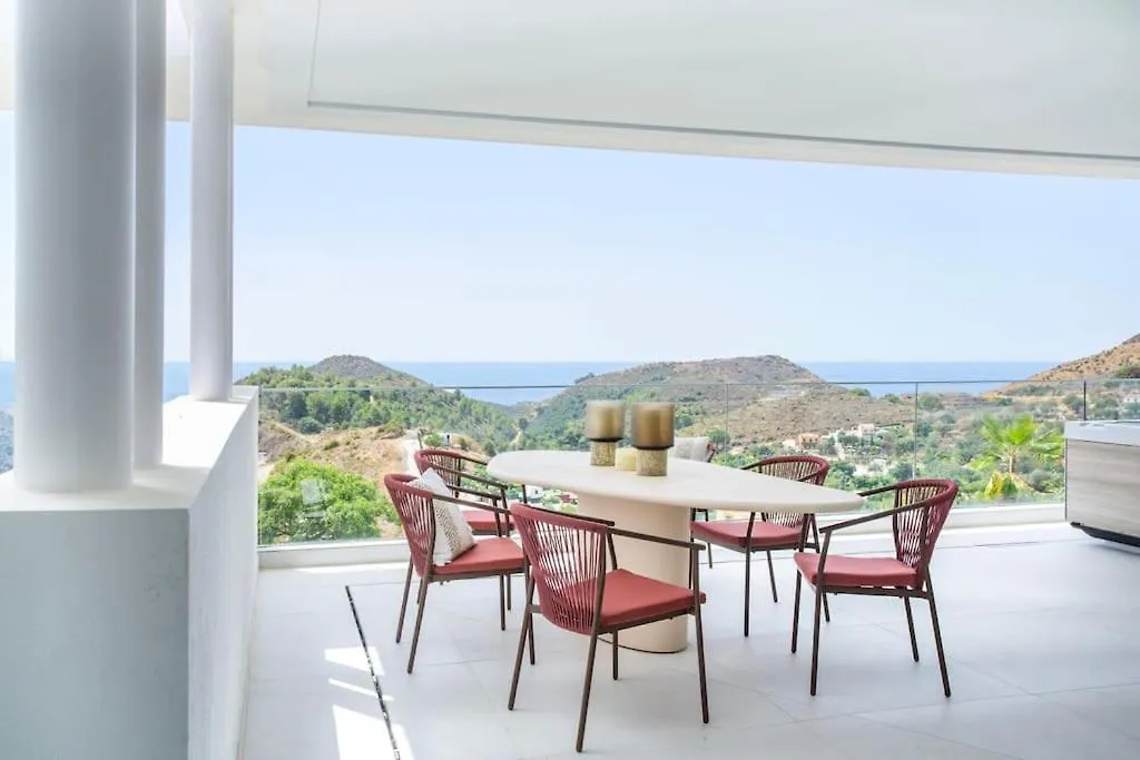 Luxury Apartment With Jacuzzi Marbella