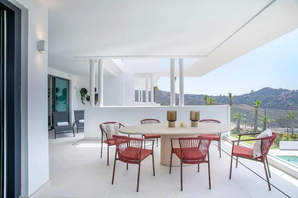 Luxury Apartment With Jacuzzi Marbella