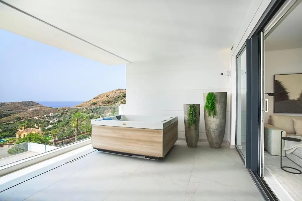 Luxury Apartment With Jacuzzi Marbella