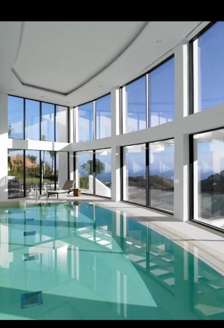 Luxury Apartment With Jacuzzi Marbella Spain