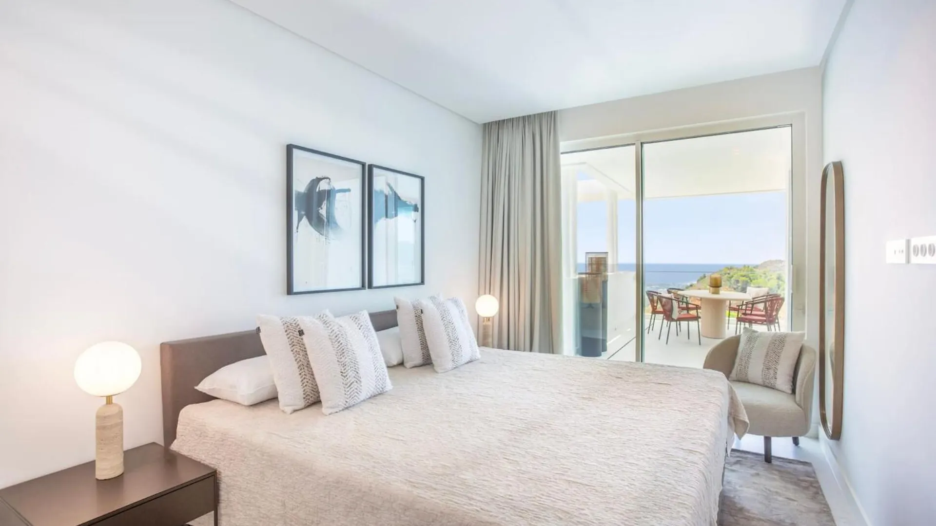 Luxury Apartment With Jacuzzi Marbella Spain
