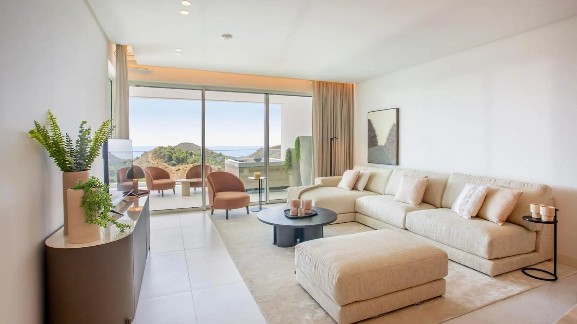 Luxury Apartment With Jacuzzi Marbella
