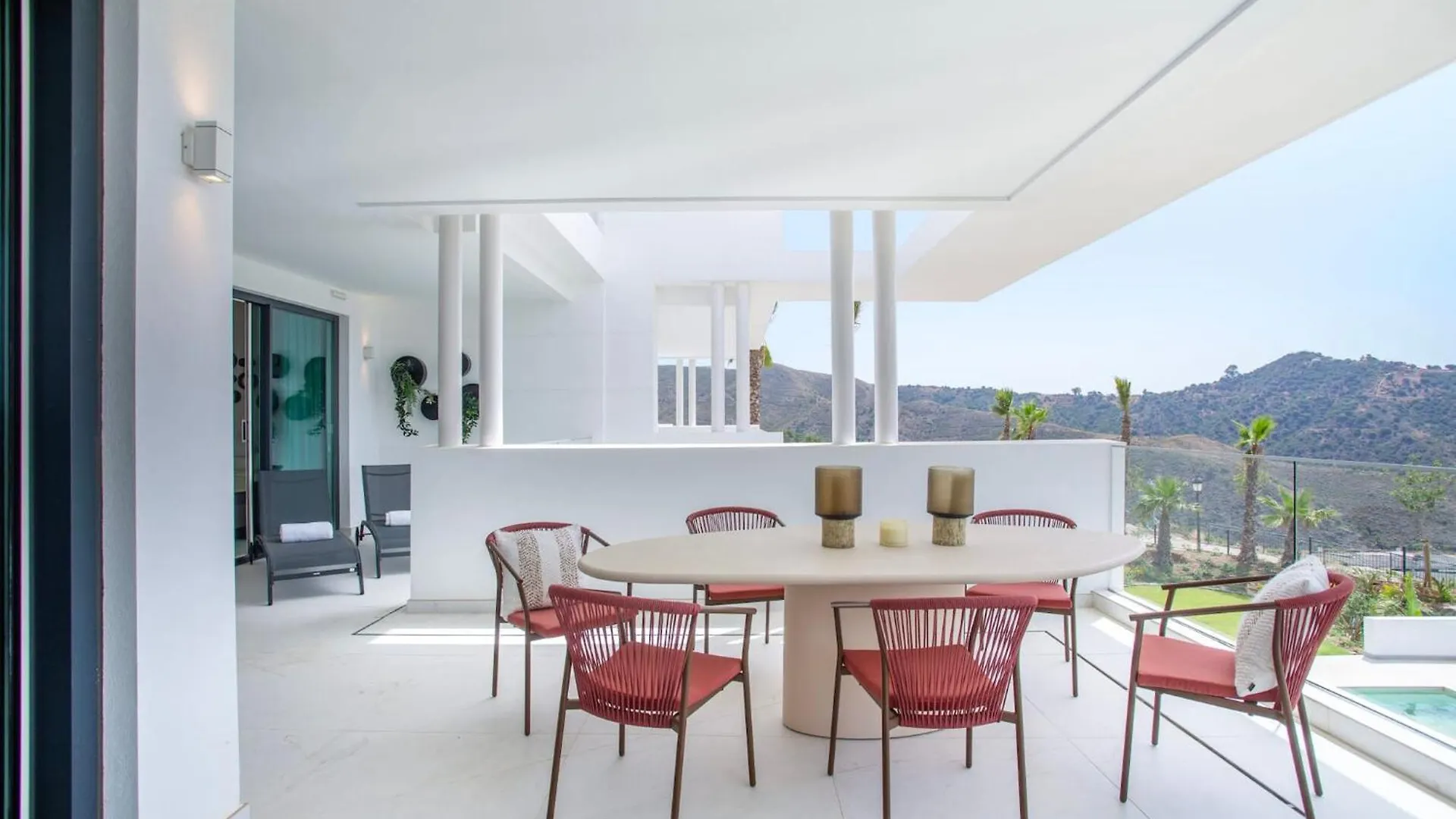 Luxury Apartment With Jacuzzi Marbella