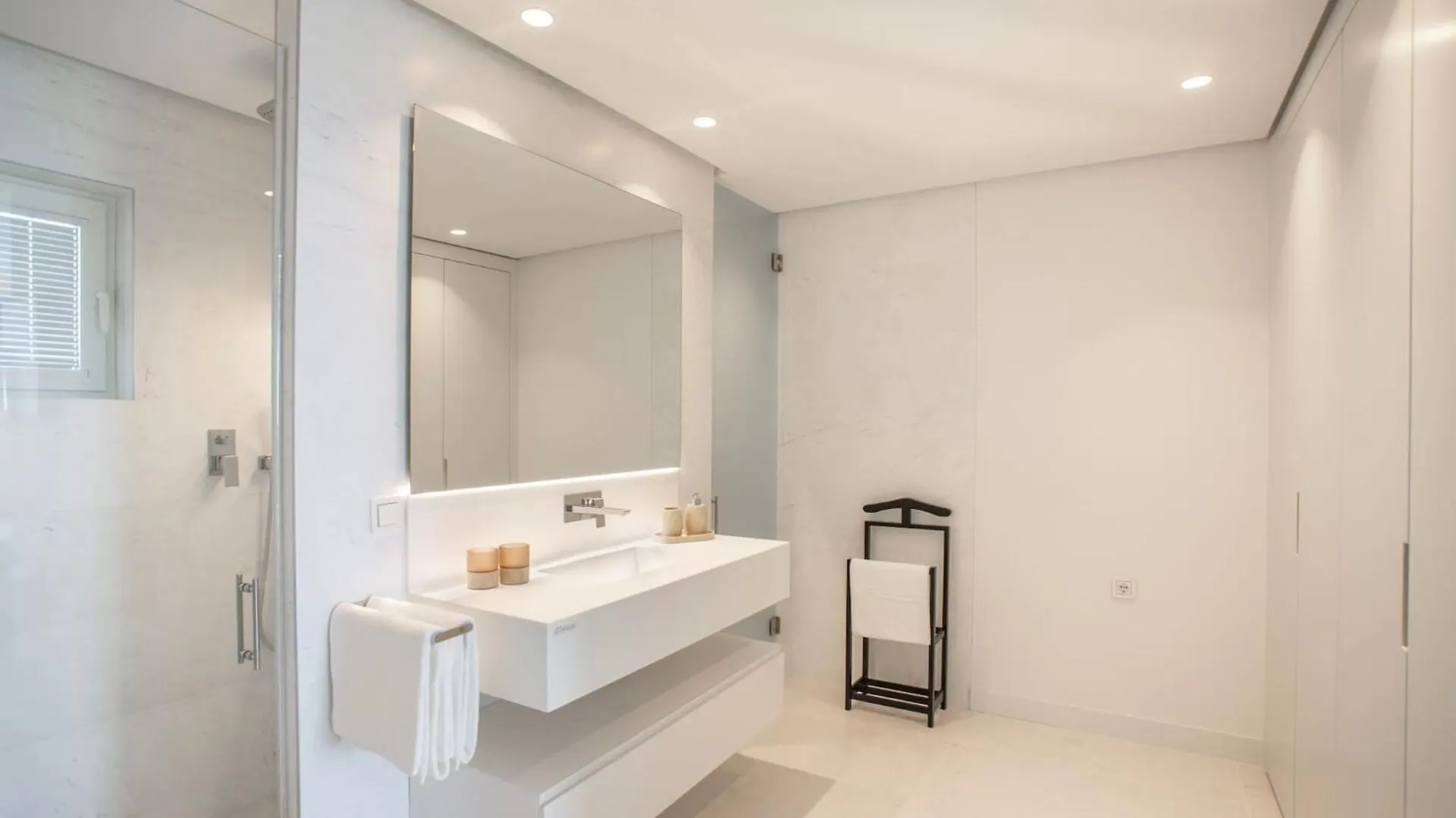 Luxury Apartment With Jacuzzi Marbella Spain